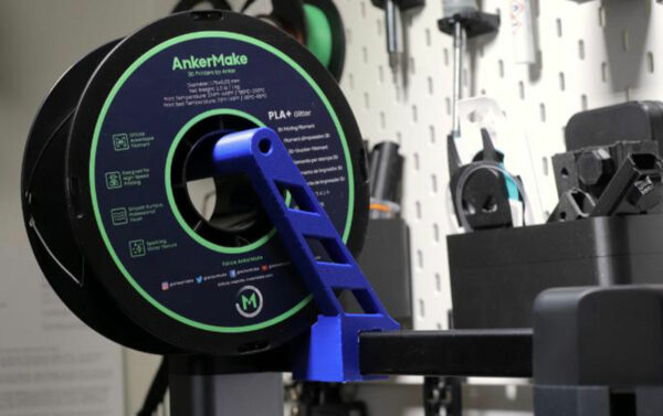 فیلامنت PETG در مقابل PLA: کدام ماده را باید انتخاب کنید؟