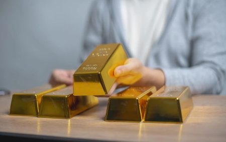 چگونه شمش طلا را آزمایش کنیم: توضیح ۸ روش معتبر