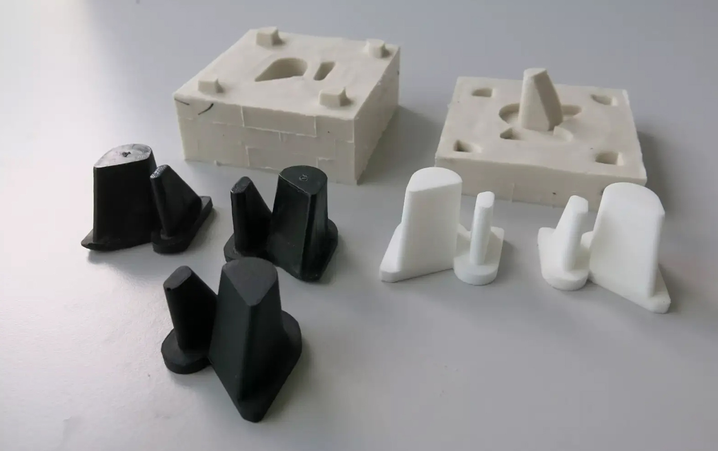 ریخته‌ گری اورتان (Urethane Casting): فرایند، کاربرد ها، مواد و تفاوت با ریخته‌ گری وکیوم